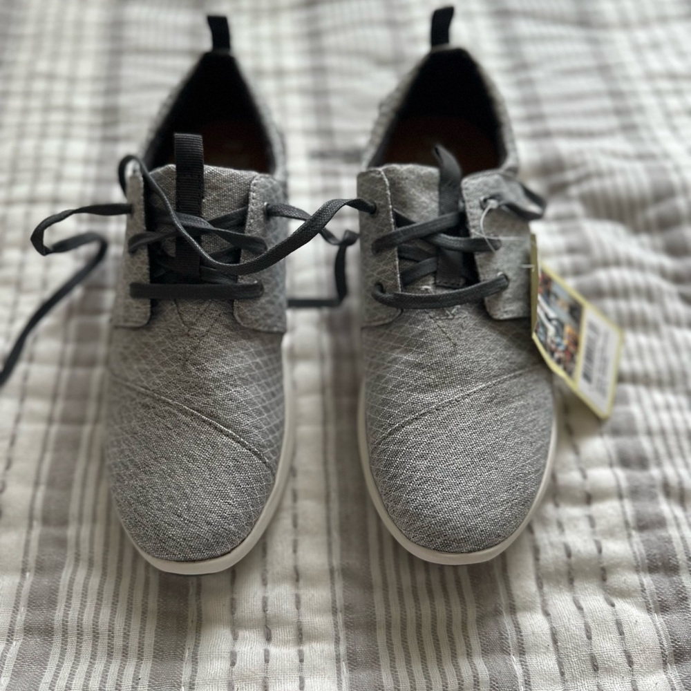 TOMS Grey Sneakers. Size 9.